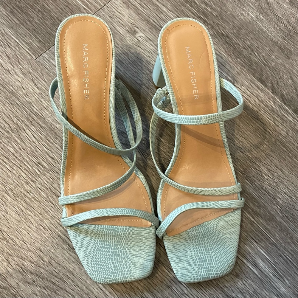 Marc Fisher Aliana Square Toe Sandal Block Heel - Picture 4 of 13